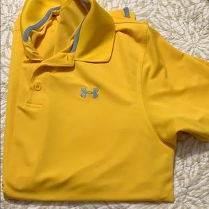 Men’s under armour heat gear shirt size medium